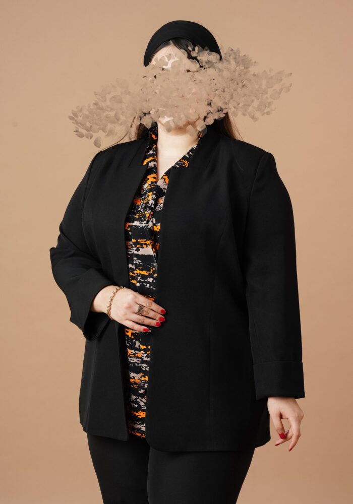 کت یقه آماندا